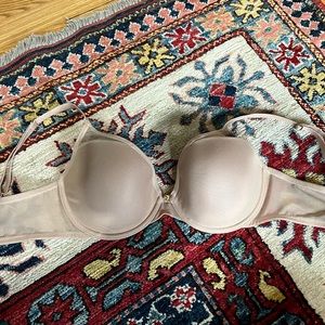 Wacoal bra with mesh accents
